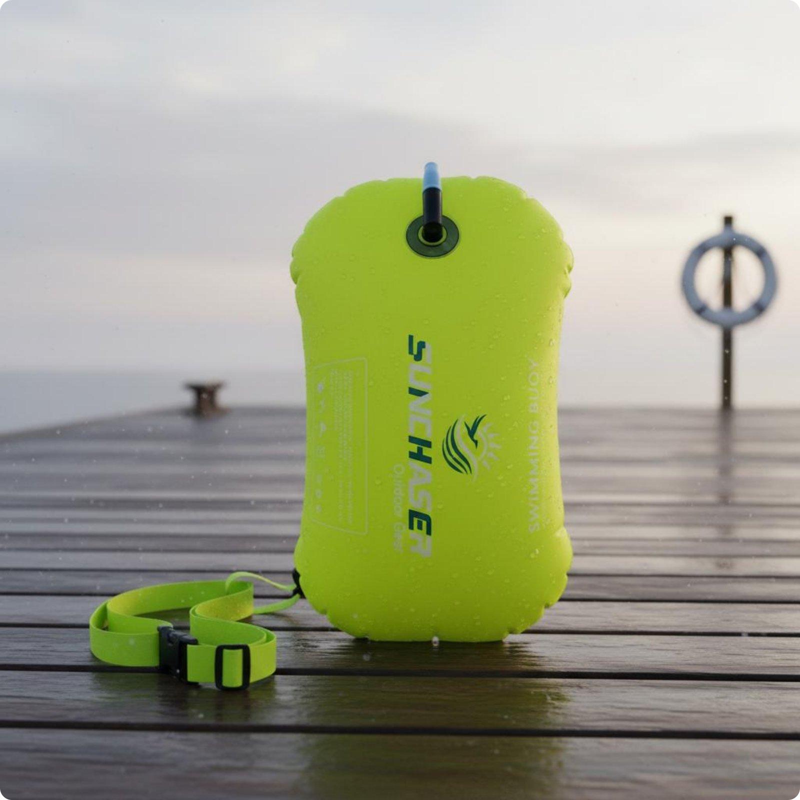スイミングフロート インフレータブル 防水ポーチ ブライトプ - Aquatic Sports Swimming のレビューと価格